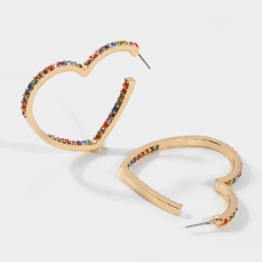 ⭐️3/$17⭐️ OR ❌FREE WITH BUNDLE❌ Pretty Gold Multicolor Rhinestone Heart Earrings